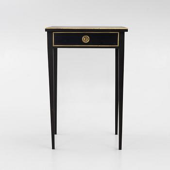 Sybord, sengustavisnk stil, omkring 1900-.