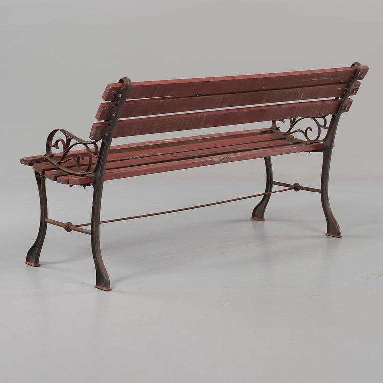 TRÄDGÅRDSBÄNK, 1900-tal.