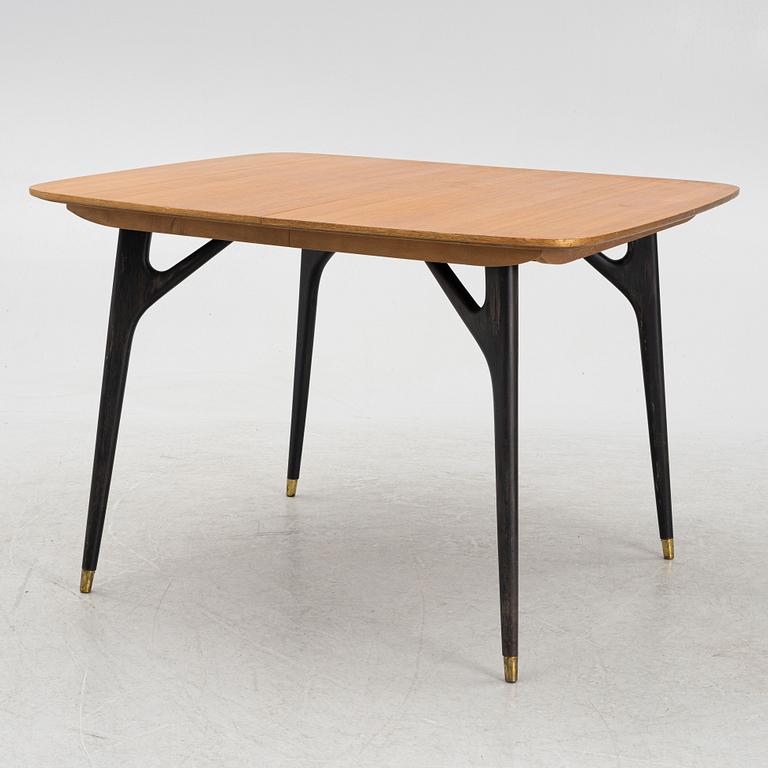 Dining table, mid-20th Century.