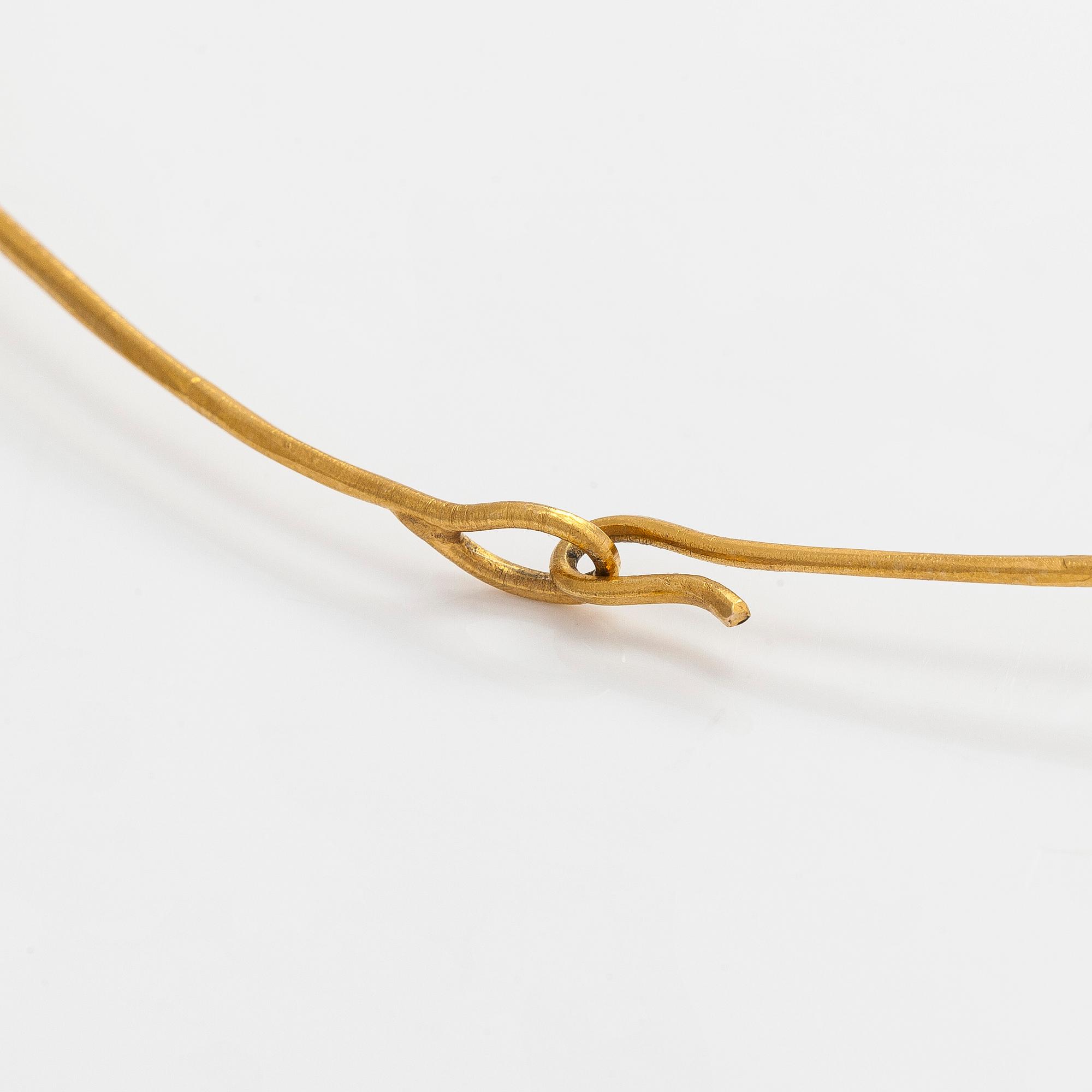 Tapio Wirkkala, a 14K gold collier, 'Viking necklace' by Westerback, Helsinki 1970.