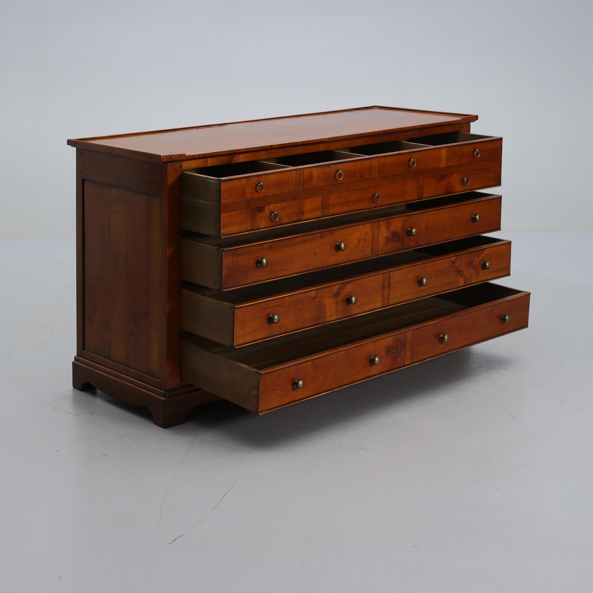 BYRÅ, Engelsk stil, sent 1900-tal.