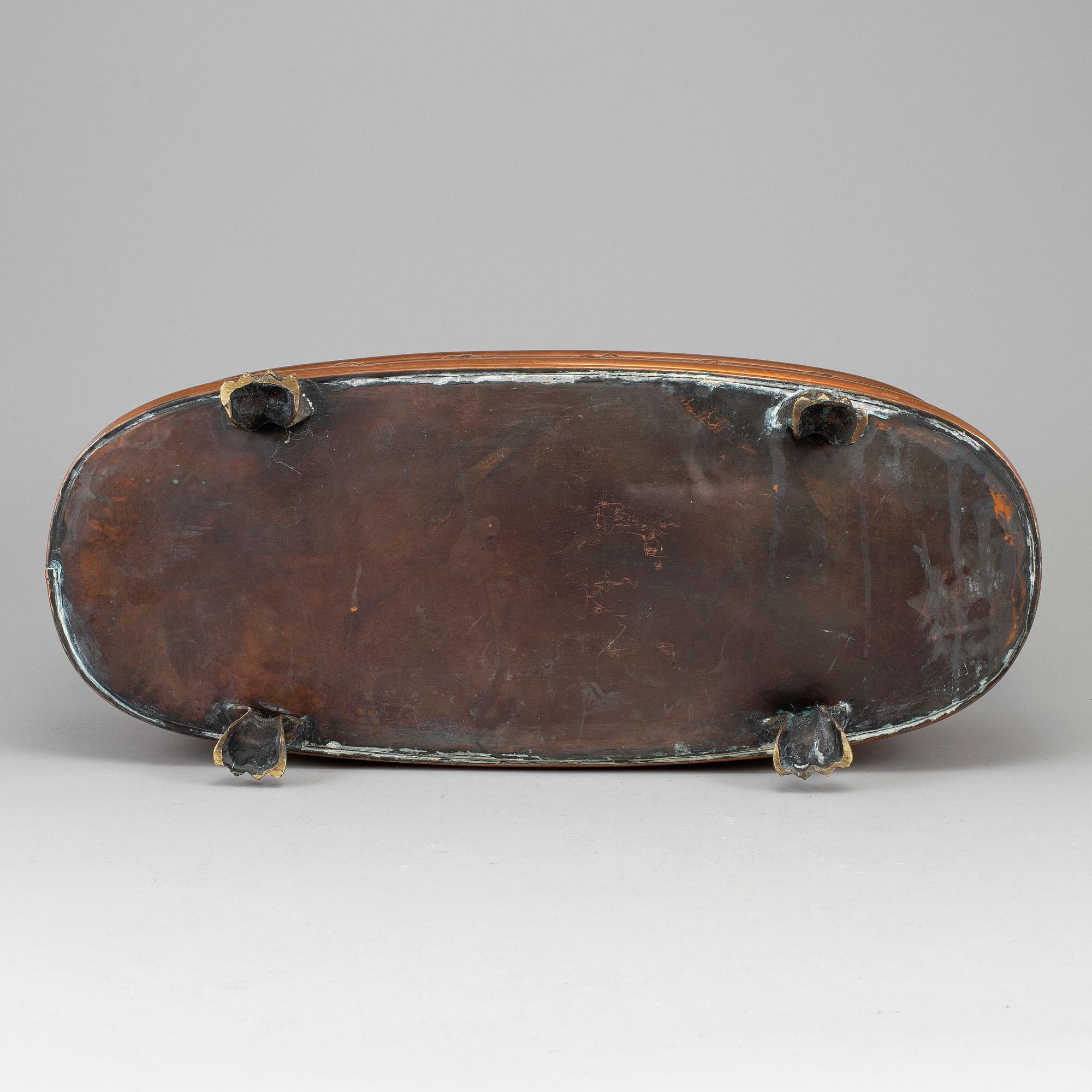 A 19th century copper jardiniere.