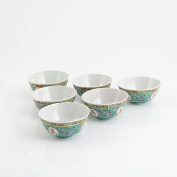 Six porcelain bowls, China, 20th century.