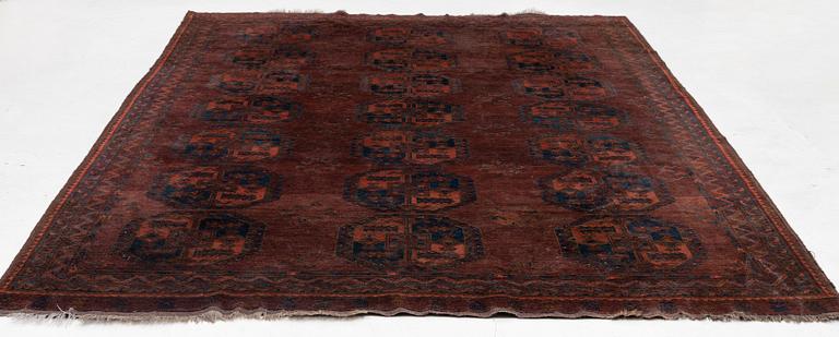 Carpet, semi-antique Ersari, approx. 346 x 228 cm.