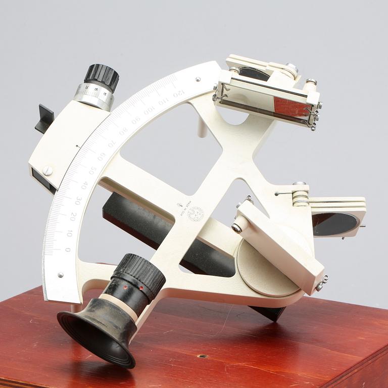 SEXTANT, FREIBERGER, Tyskland, etui daterat 76.