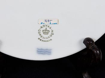 VÄGGRELIEFER, 6 st, biskvi, Kongl Dansk.