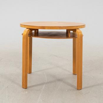 Alvar Aalto, soffbord, modell 70, O.y Huonekalu-ja Rakennustyötehdas, Artek, Finland.
