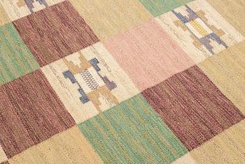 Märta Måås-Fjetterström, a carpet, "Rutmattan", flat weave, ca 290,5-294,5 x 200-203 cm, signed MMF.