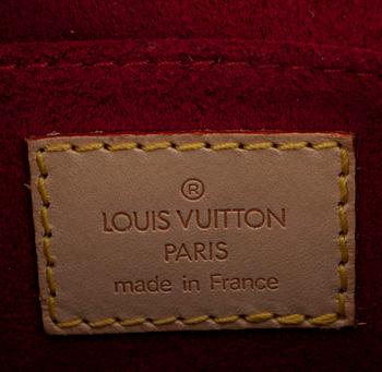 VÄSKA, Louis Vuitton.