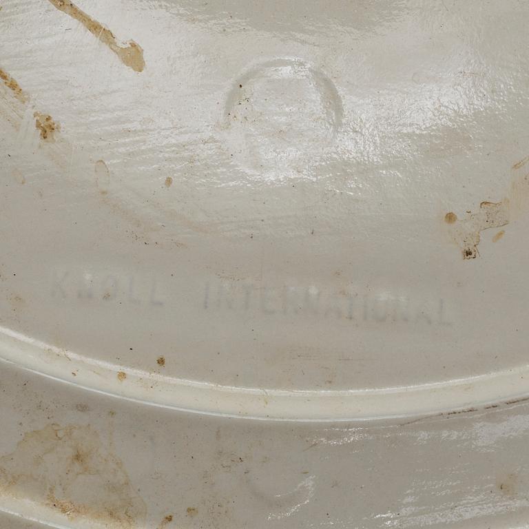 EERO SAARINEN, "Tulip Table".