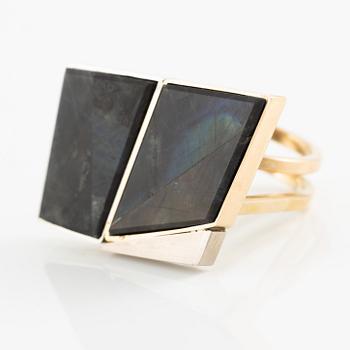 Jan-Christer Lundqvist, ring, 18K gold and spectrolite, Skövde.