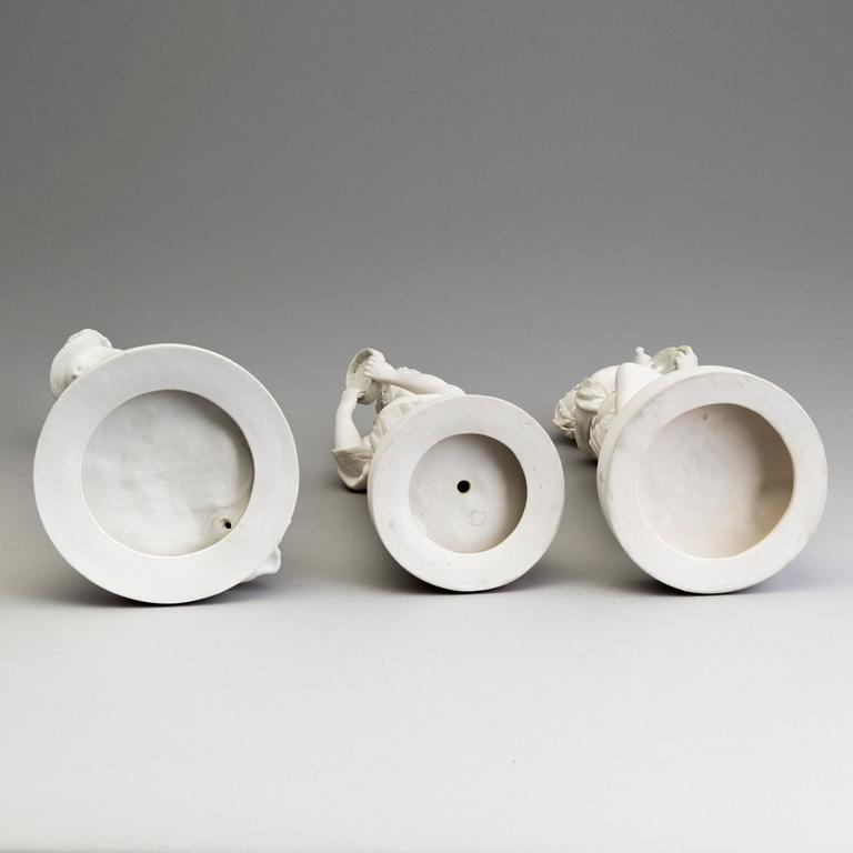 FIGURER, tre st, parian, Gustafsberg, sekelskiftet 1900.