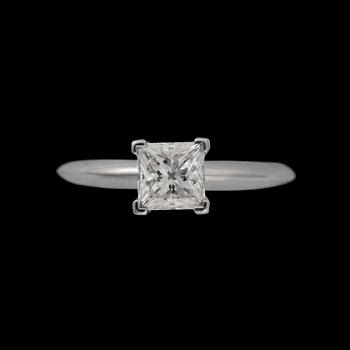RING, Tiffany & Co, prinsesslipad diamant 0.70 ct.