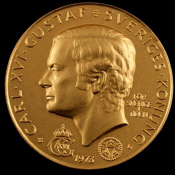 MINNESMEDALJ, 18k guld, Sporrong, 1975, vikt 55 g.