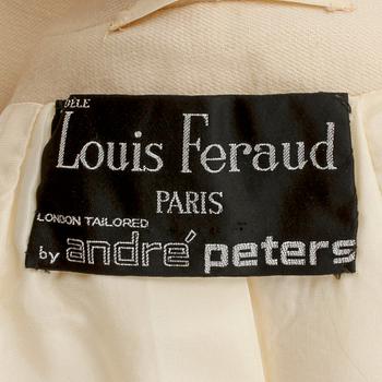 LOUIS FÉRAUD, a light beige wool blend coat, from 1968.