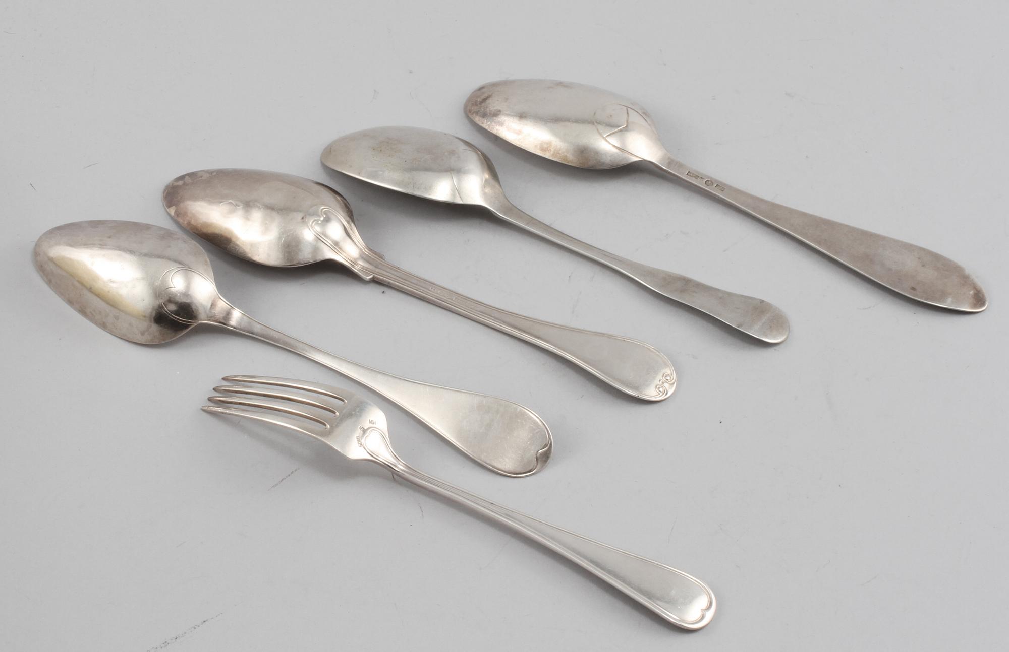 BESTICK, 21 st, silver, mestadels Sverige, 1800-tal samt sekelskiftet 1900, total vikt 1190 gram.
