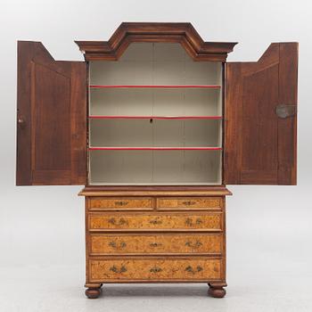 A late Baroque cabinet, first part of the 18th century.