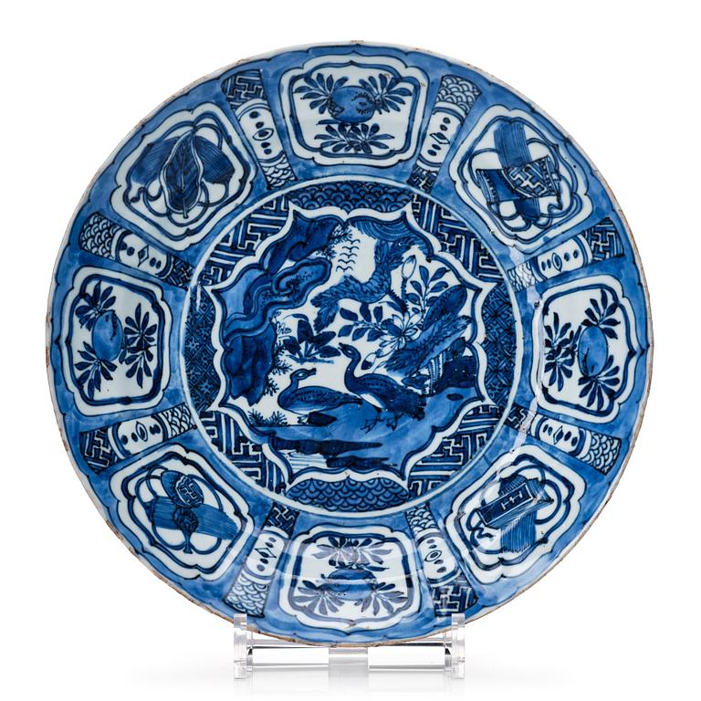 A blue and white kraak dish, Ming dynasty, Wanli (1572-1620).