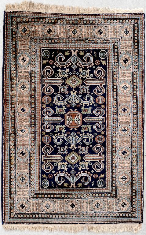 An old/seminatique Kuba carpet ca 134x83 cm.