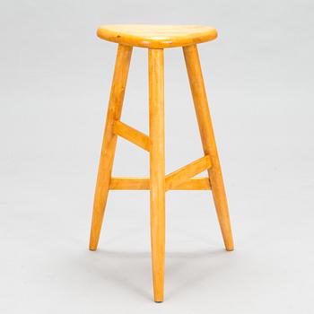 Ilmari Tapiovaara, a late 1940's 'Elli' stool for Keravan Puuteollisuus.