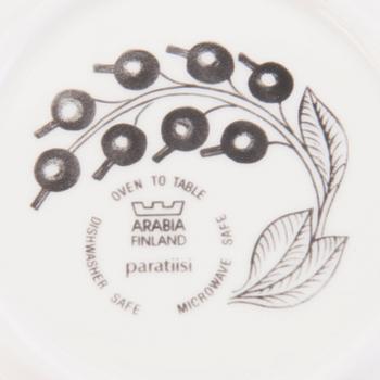 BIRGER KAIPIAINEN, a 69-pcs 'Paratiisi' tableware set for Arabia, latter half of the 20th Century.