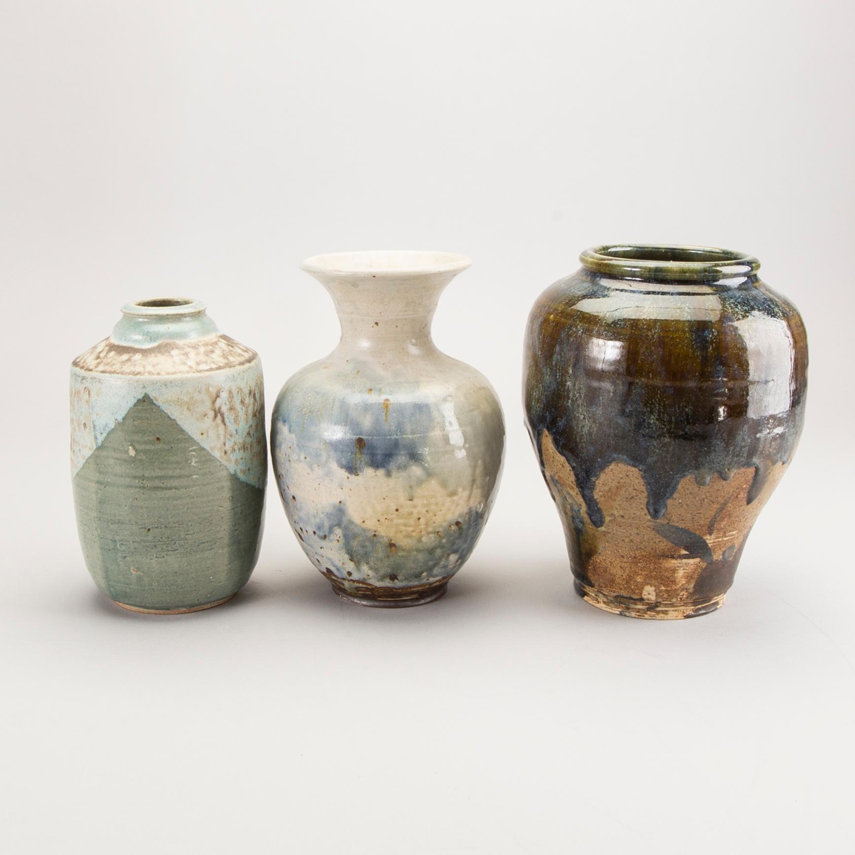 Carl Cunningham-Cole,  a set of three stoneware vases, signed, one dated 80.