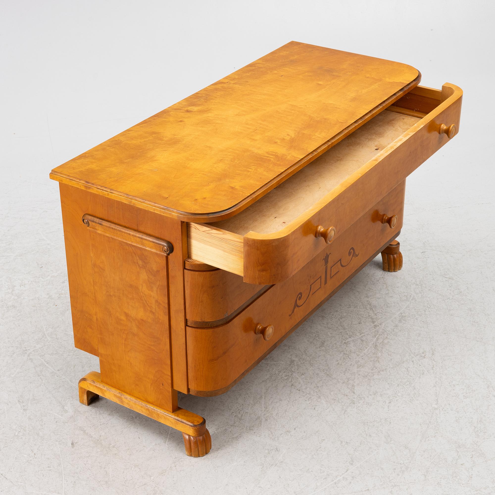 Chest of drawers, 1930s/40s.