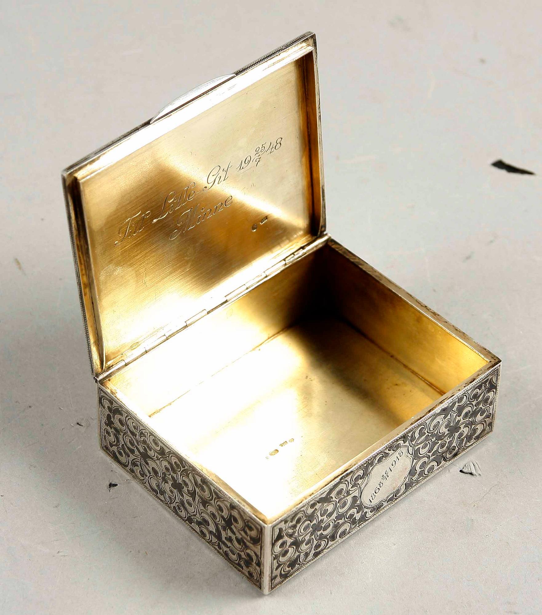 DOSA, silver, Ryssland, 1896-1908. Vikt 300 gr.