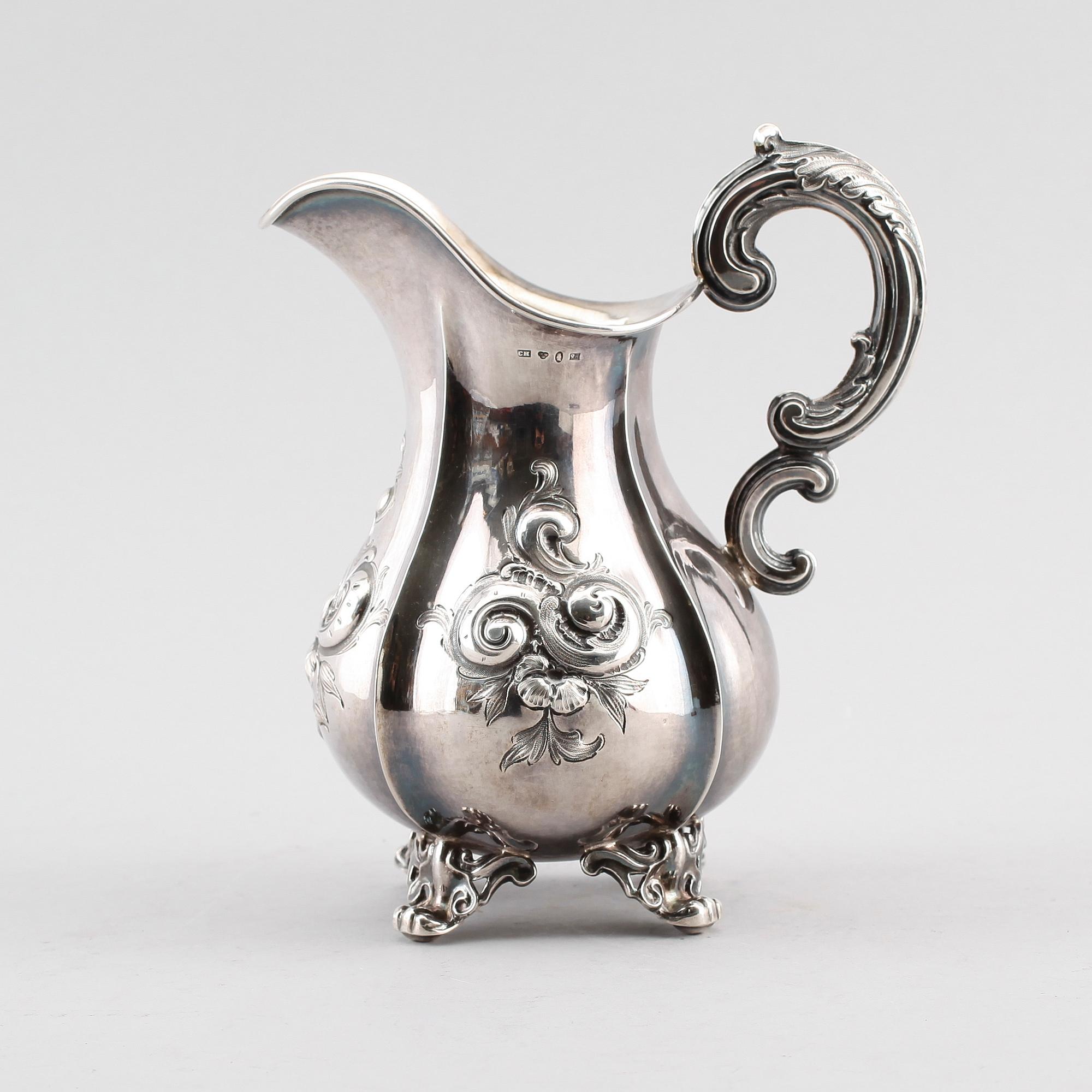 KANNA, silver, svenska stämplar, 1800-tal. Vikt ca 302 gram.
