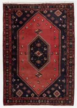 Carpet, possibly Kelardasht, approx. 305 x 212 cm.