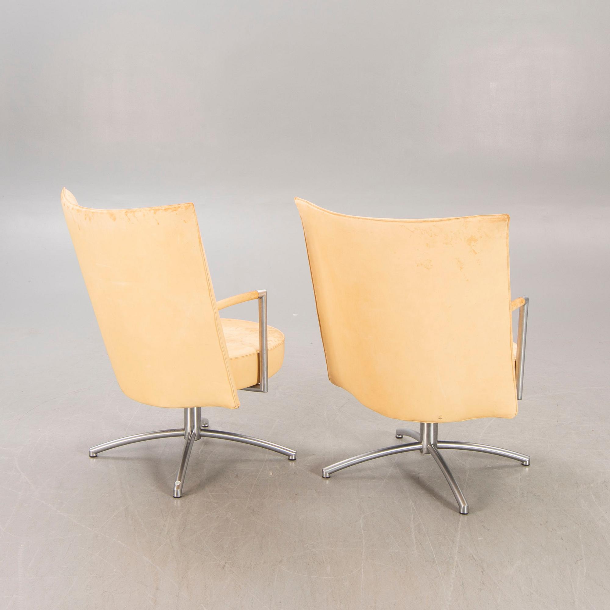 A pair of "Partner / EJ-70" swivel chairs by Johannes Foersom & Peter Hiort-Lorenzen for Erik Jorgensen Denmark 2000s.