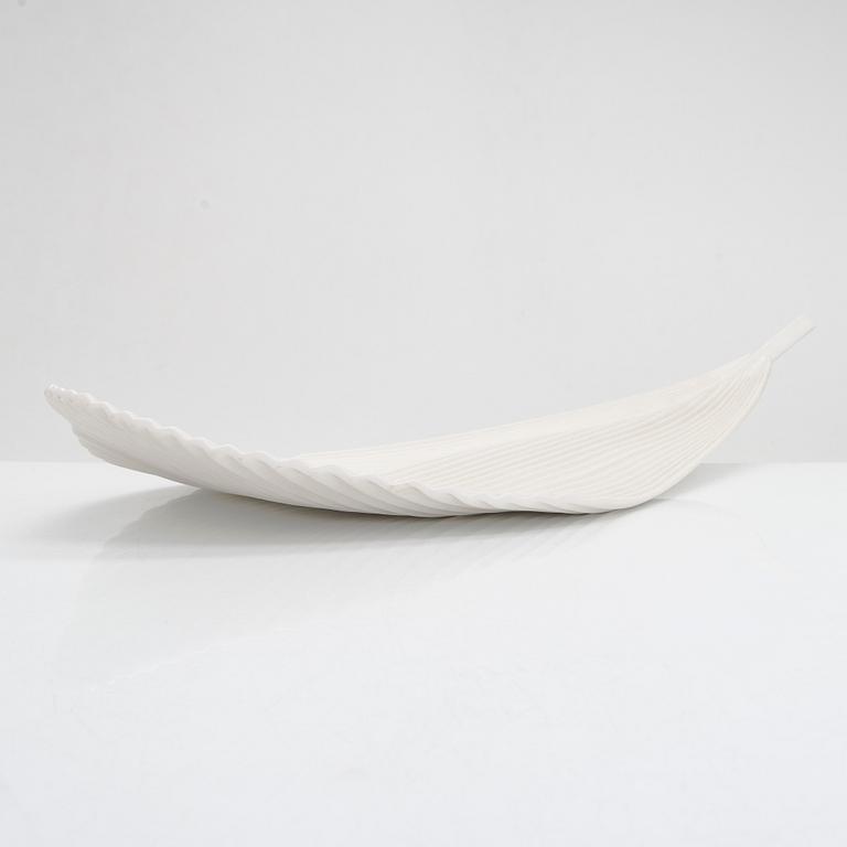 Inkeri Leivo, a ceramic leaf platter, Gardena, Pro Arabia Art. Design year 2002.