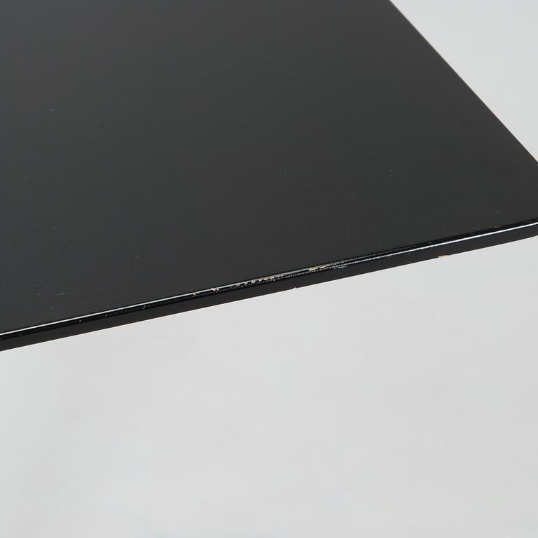 Jouni Leino, Table "Wheeler" for Inno. Jouni Leino Design Studio 2001.