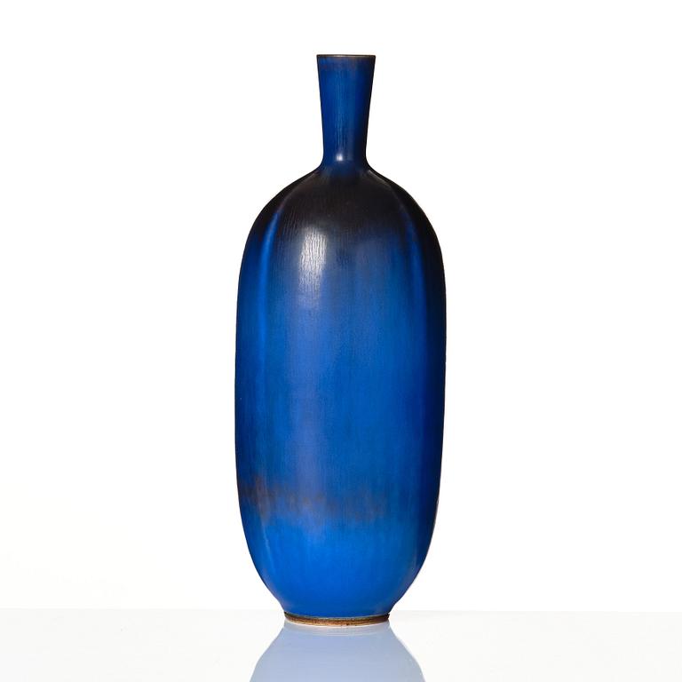 Berndt Friberg, a stoneware vase, Gustavsberg studio, Sweden 1954.