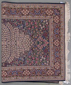 MATTA, orientalisk, figural. Ca 252x152 cm.