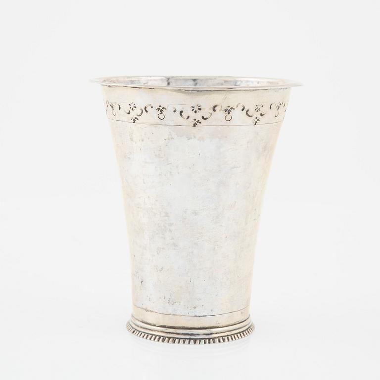Petter Lund, bägare, silver, Stockholm 1769.