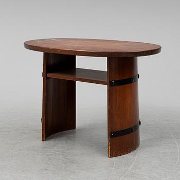 A 1920s / 1930s table.