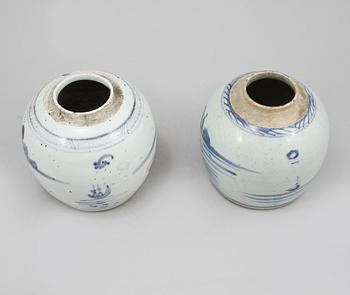 BOJANER, 2 st, porslin, Kina, 1800-tal.