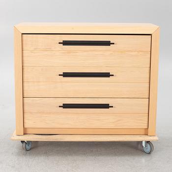 Torill Slettvoll, byrå, Slettvoll.