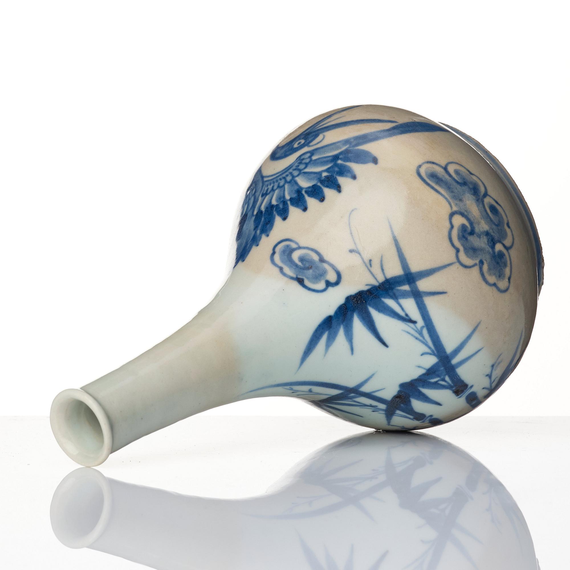 A blue and white Korean vase, Joseon (1392–1894).