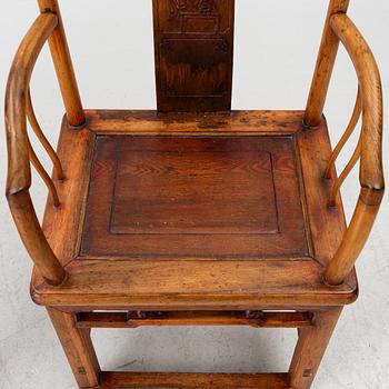 Karmstolar, ett par, hardwood, Kina, 1900-tal.