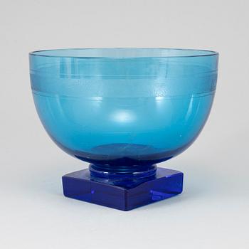 A glass bowl from Daum, Nancy, France.