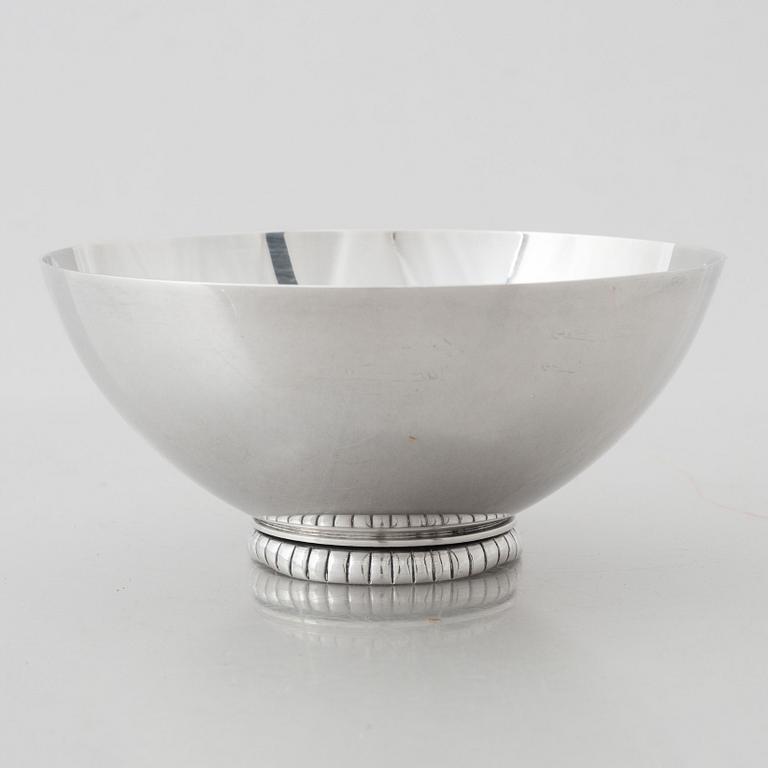 A 20st century sterling silver bowl with Swedish import mark.