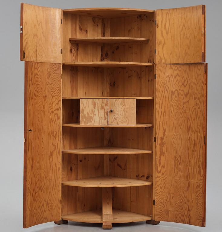 Swedish Modern 'Sportstugemöbel, specially ordered corner cabinet, reportedly circa 1935.