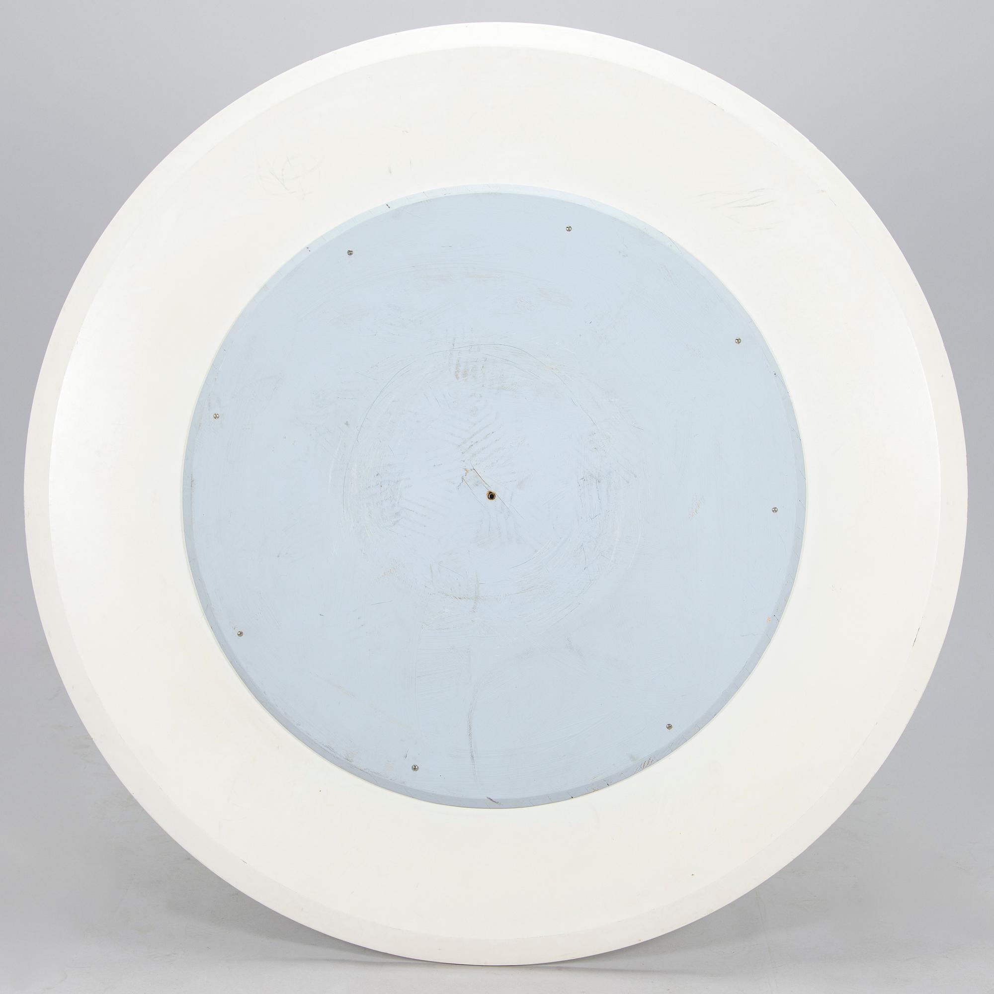 Eero Saarinen, pöytä, "Tulip", Artek. Lisenssillä valmistettu Billnäsin tehtailla, Fiskars, 1900-luvun puoliväli.