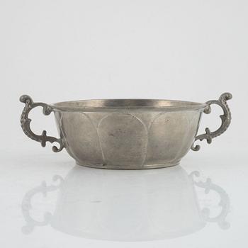 A pewter brandy-bowl, mark of Nils Forss, Västerås 1759.