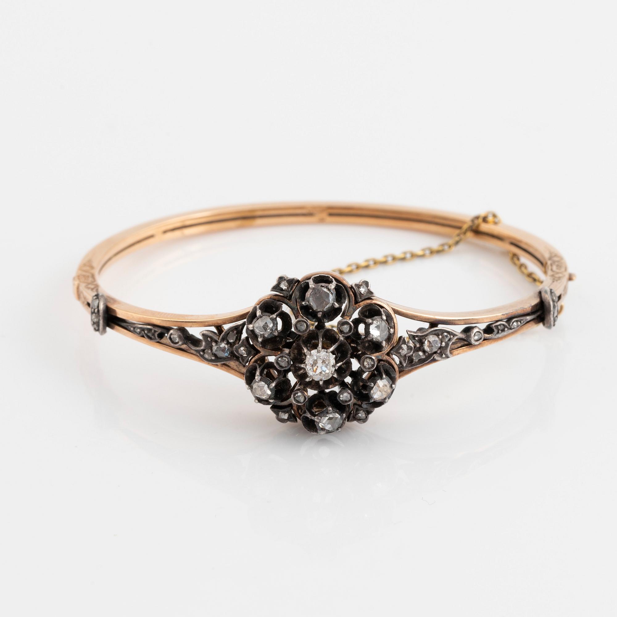 Old cut and rose cut diamond bangle, 1800's.