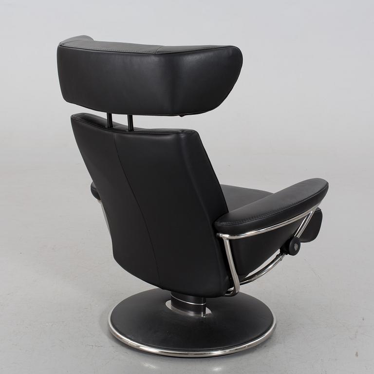 An Ekornes Stressless Jazz recliner, 21st century.