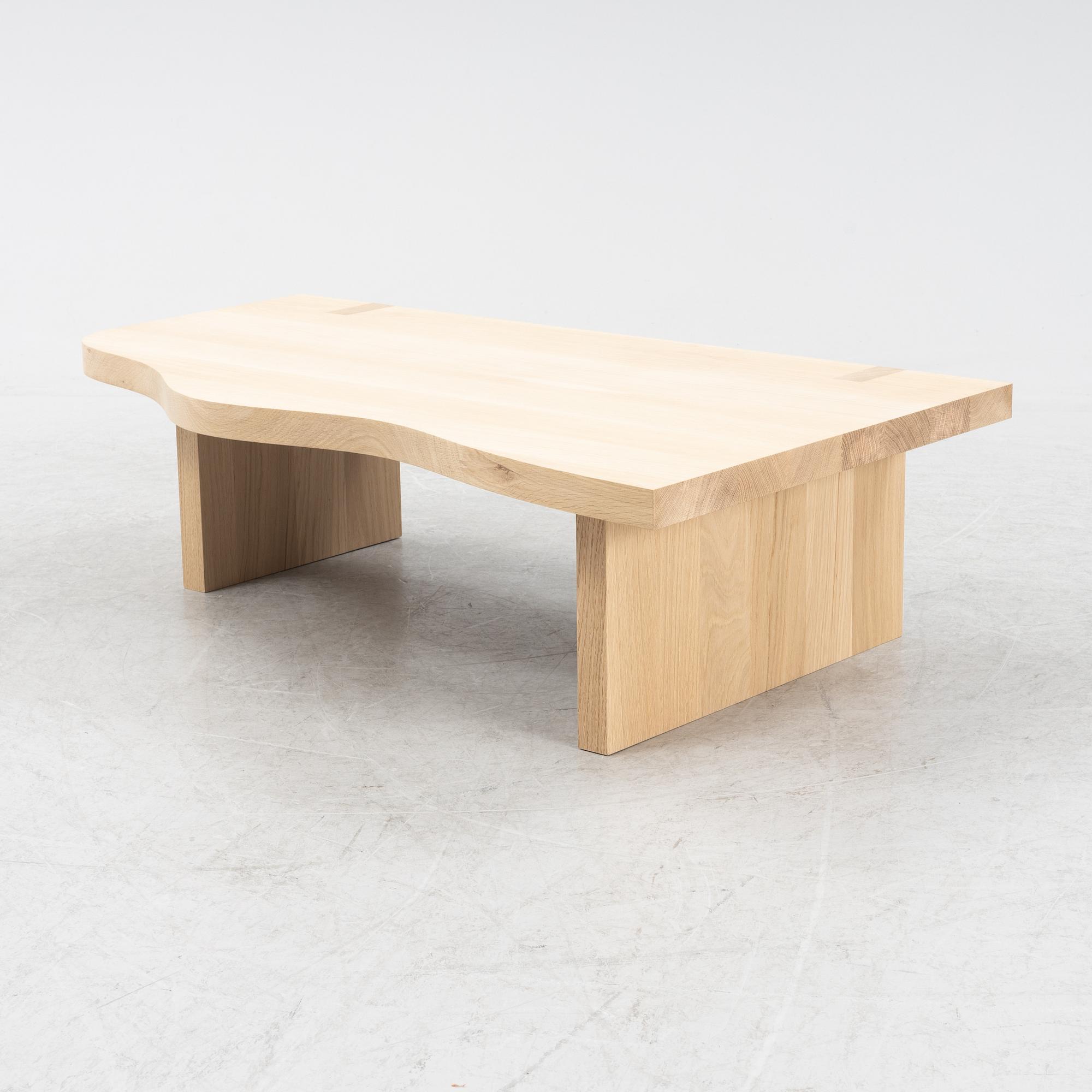 Axel Wannberg, a "Wave" table, first edition, executed by Lind Snickeri for Layered, 21sr century.