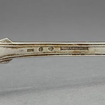 MATSKEDAR, 9 st, bland annat 1787, med otydliga mästarstäpel. Vikt ca 355 gram.